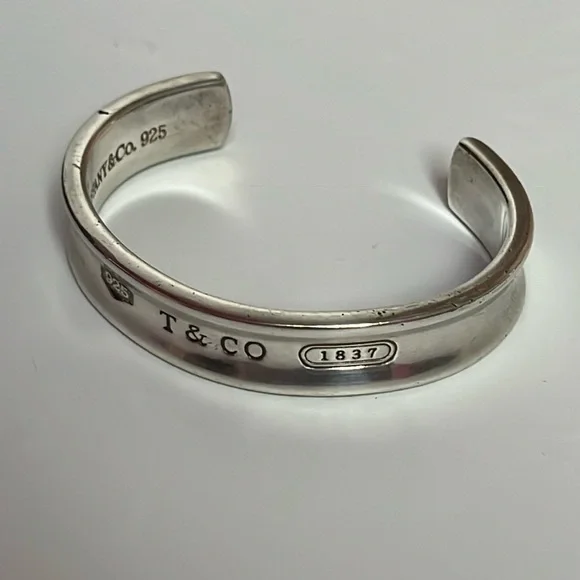 Sold to susie! - Picture 2 of 8